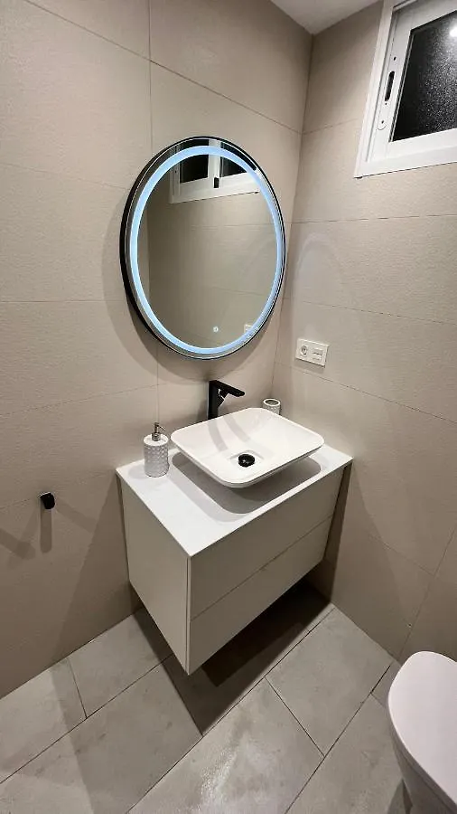 Apartament 1º Linea De Playa En Pleno Centro De Fuengirola 0*,  Hiszpania