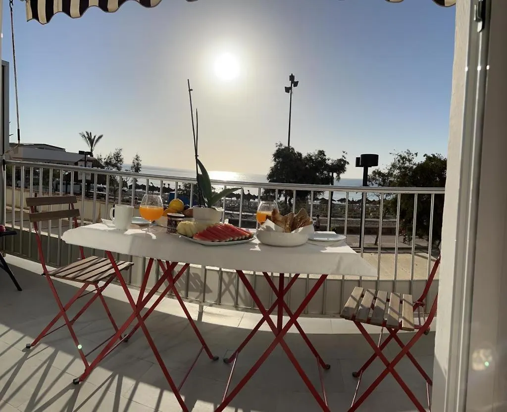 Apartament 1º Linea De Playa En Pleno Centro De Fuengirola