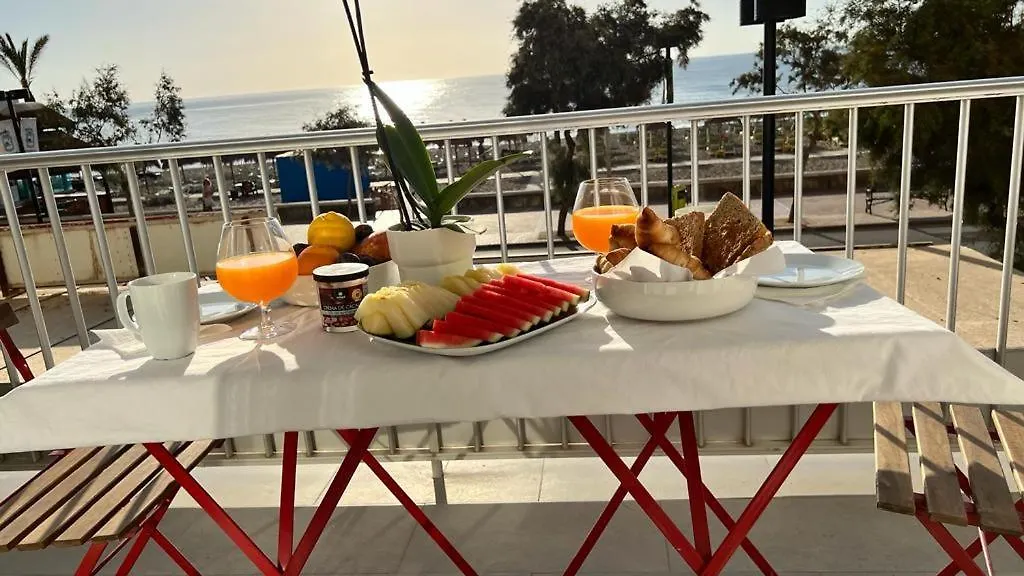 Apartament 1º Linea De Playa En Pleno Centro De Fuengirola Hiszpania