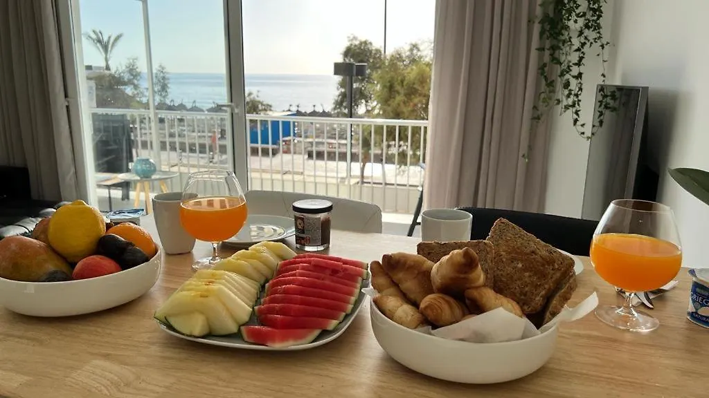 Apartament 1º Linea De Playa En Pleno Centro De Fuengirola