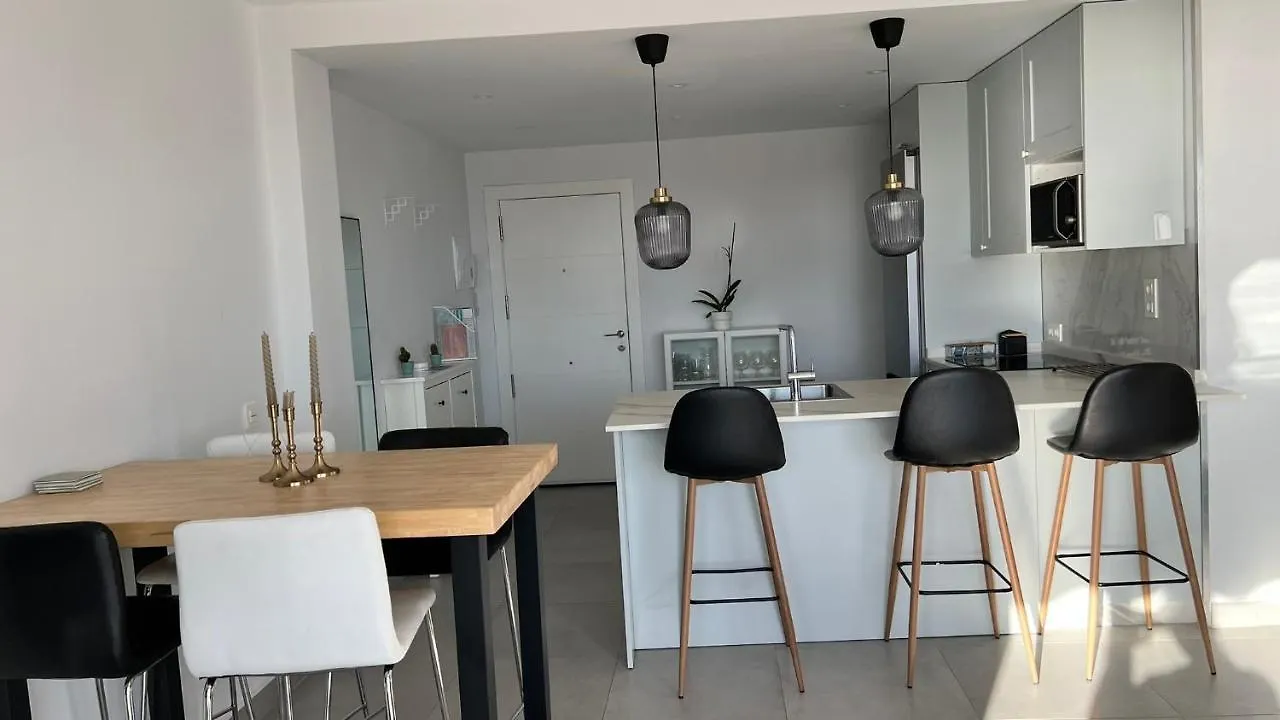 Apartament 1º Linea De Playa En Pleno Centro De Fuengirola