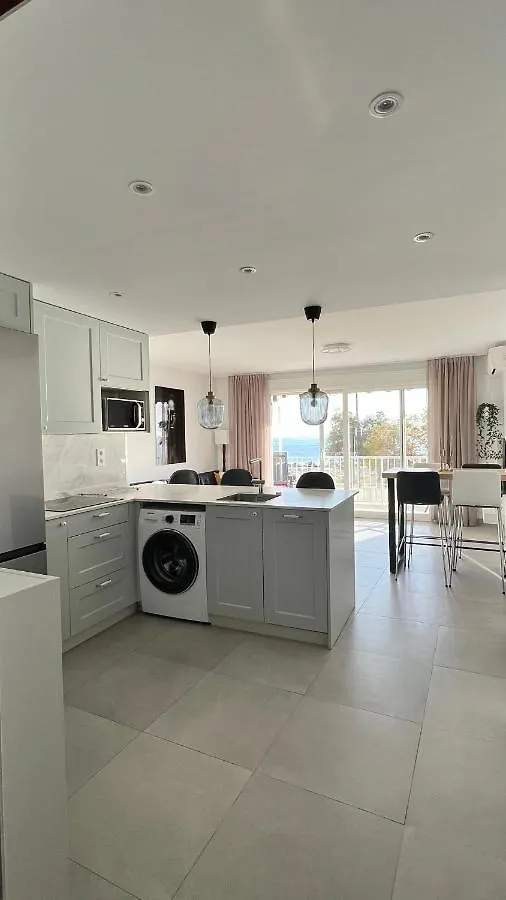 Apartament 1º Linea De Playa En Pleno Centro De Fuengirola